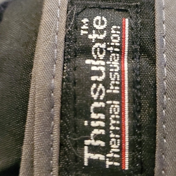 Mens Thinsulate winter gloves. With cuffs. Adjustable wrist strap. - Picture 3 of 8